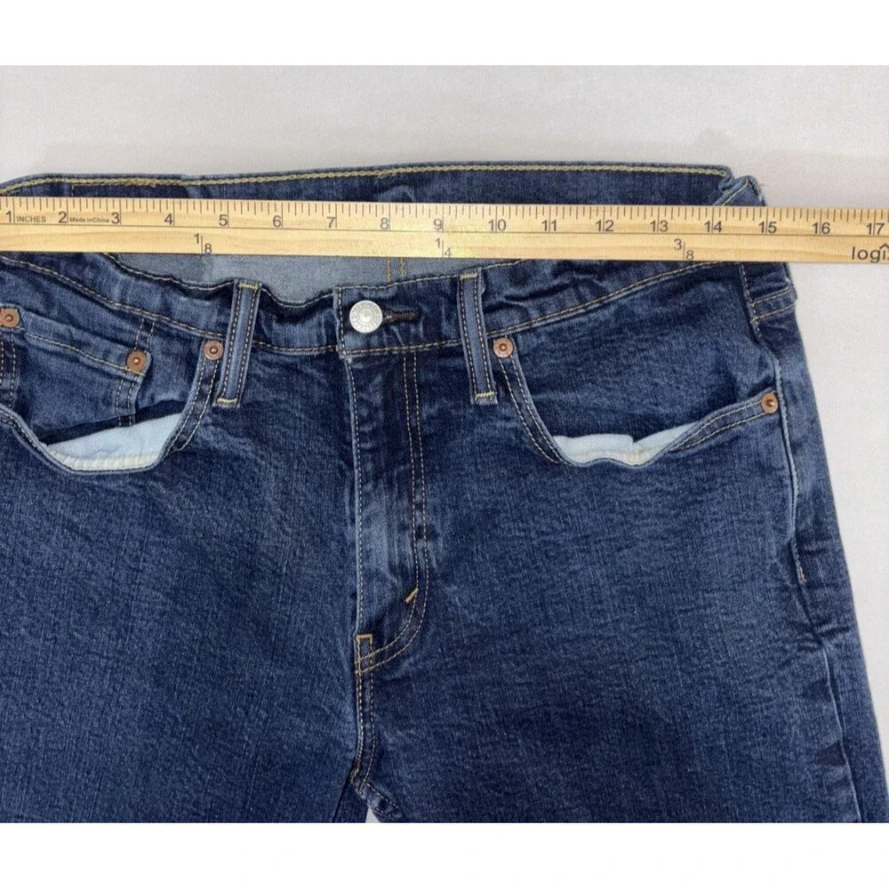 Levis 514 Jeans Mens 33 X 32 Slim Straight Blue Cotton Denim Medium Wash
